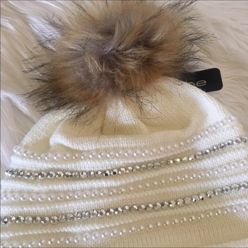 Bebe beanie winter knit hat rhinestone pom white - Picture 4 of 8